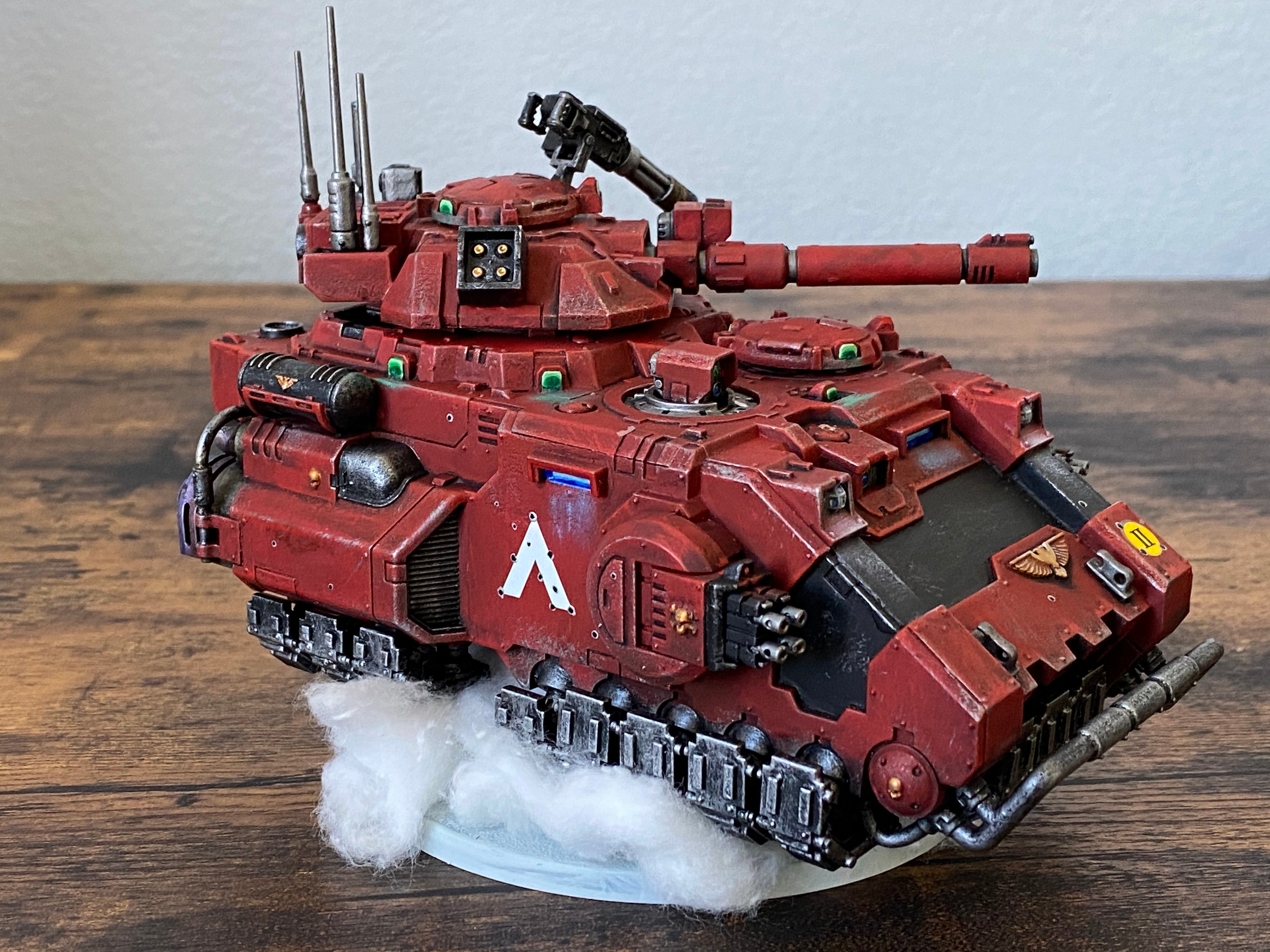 Image of a Warhammer 40k painted mini by Julian
